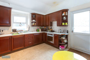 Flat Kitchen- click for photo gallery